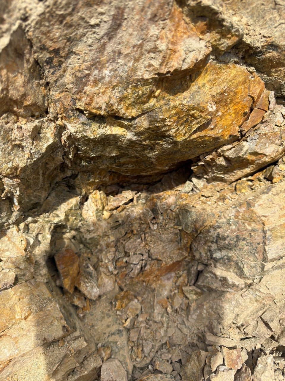 Weathered Outcrop - Hilal Abad